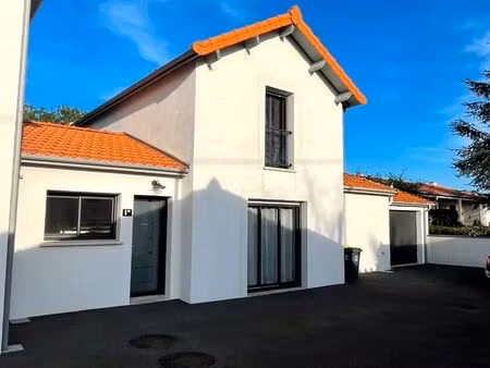 maison - 97m2 - 5 pièces