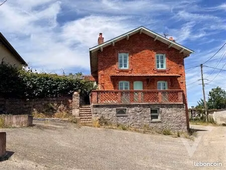 maison 5 pièces 140 m²