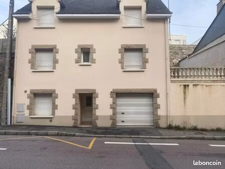 maison de ville 6 pièces 133 m²