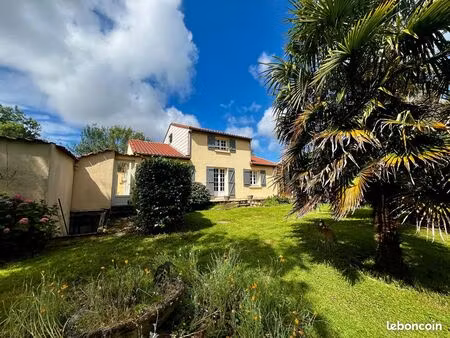 maison 6 pièces 172 m²