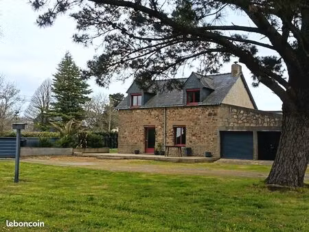 maison en pierre pleine de charme