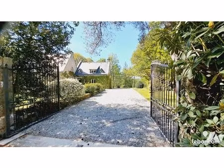 maison 7 pièces 180 m²