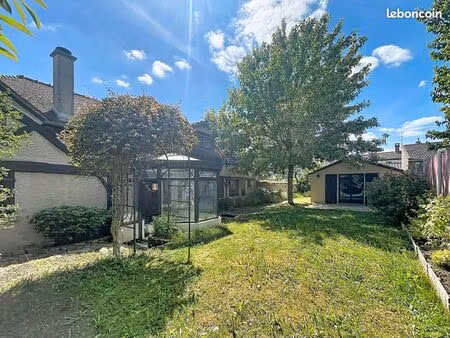maison 6 pièces 129 m²