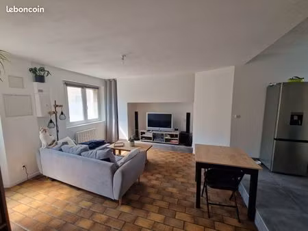 appartement 3 pièces 61m²