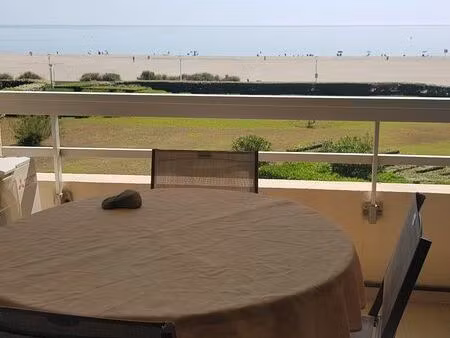 studio cabine vue mer + parking