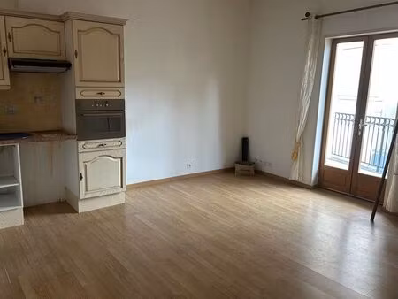 location t2 meublé blatin