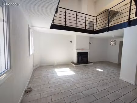 duplex t3/t4 de 125 m² à louer