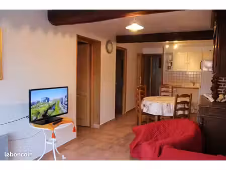 f3 meublé wifi compris wifi pour 2/3 pers en deplacement pro à 15-20 mn arcelor grande syn