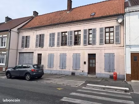immeuble 160 m² neuville-sous-montreuil