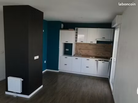 [dpe c / rentabilité brute 5 8%] t2 récent (2014) avec locataire en place - investissement