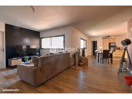 appartement 3 pièces 80 m²