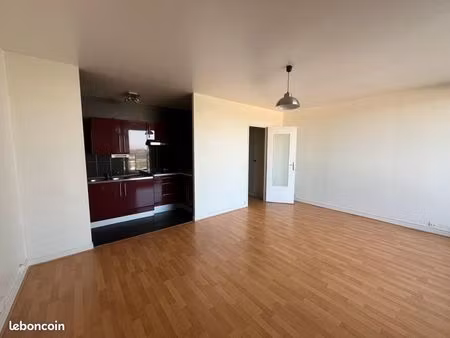 appartement 1 pièce 33 m²