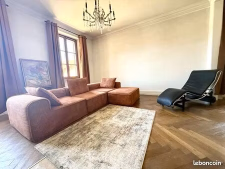 appartement 3 pièces 107 m²