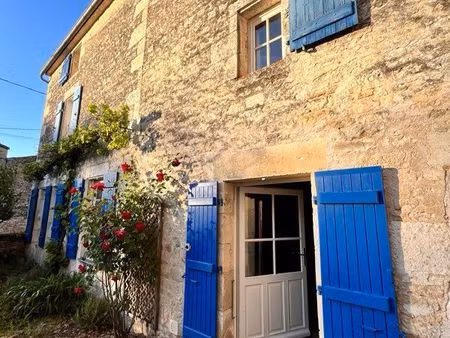 maison ancienne saint maxire