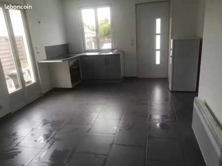 loue maison individuelle meublée t2 avec cour et parking – niergnies