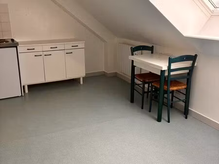 studio meublé
