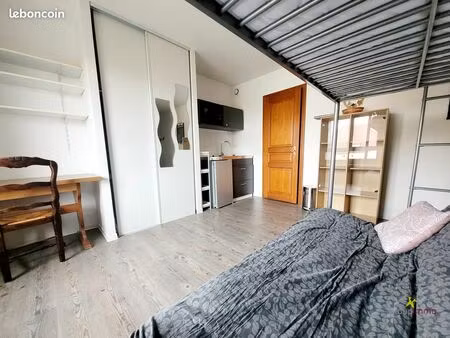 studio 1 pièce 20 m²