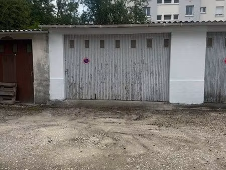 location garage  37 m²