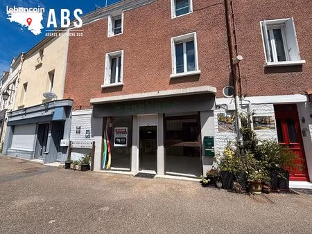 local commercial 65 m² la roche bernard