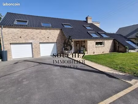pavillon 7 pièces 150 m²