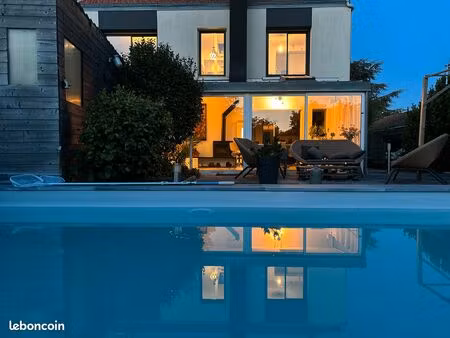 maison sainte-luce - villa avec piscine & partie indépendante pour profession libérale