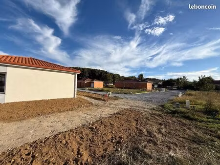 vente terrain viabilise juillan