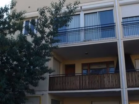 t3 – 55m² - rdc – bordeaux caudéran – 750