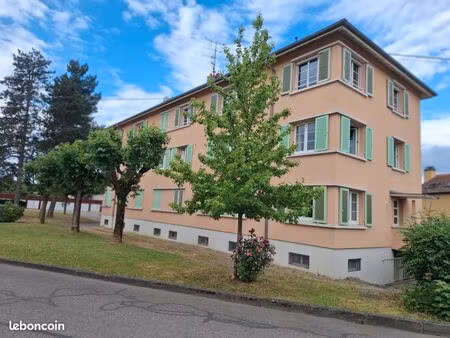a louer f2 proche du centre ville