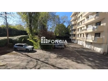 rambouillet – appartement 3 pièces d'env. 67 m² avec cave et stationnement