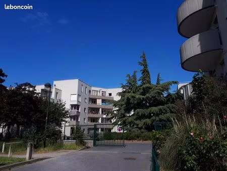 appartement 3 pièces 68 m²