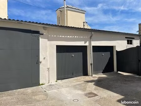à vendre box