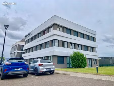 local 82 m² marlenheim
