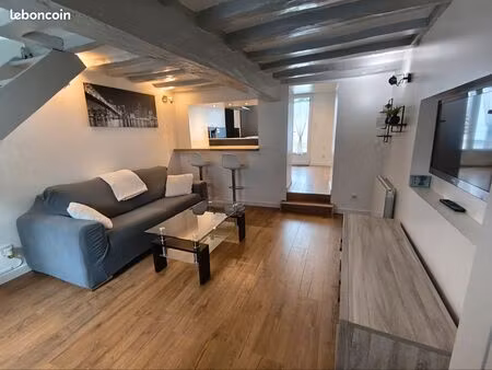 maison de ville pleine de charme avec extérieur