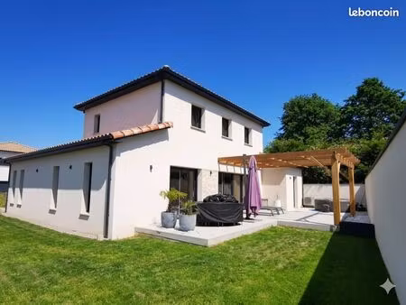 maison contemporaine 2024 – 150 m² – 4 chambres – prestations haut de gamme - saint mars d