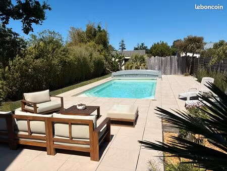 belle maison 210m² 7 pièces dans quartier recherché