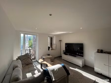 appartement t3 70m2