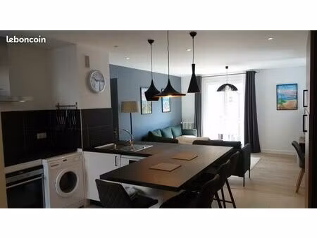 f4 70m² meublé centre ville aix