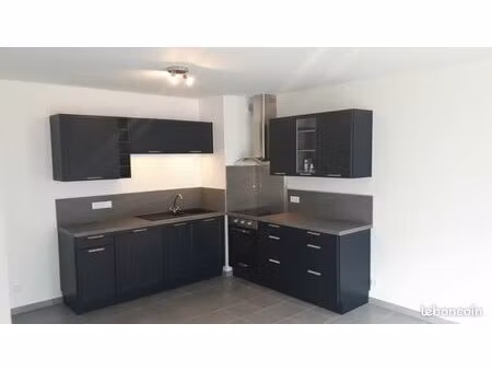 location appartement t3 - albertville