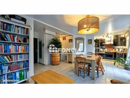 superbe duplex en bord de seine avec jardin privatif