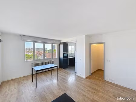 t3 meublé entièrement rénové – 2 chambres