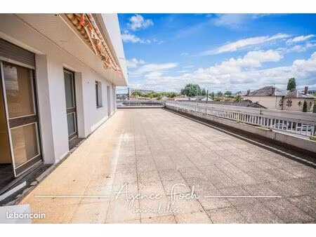 appartement 11 pièces 321 m²
