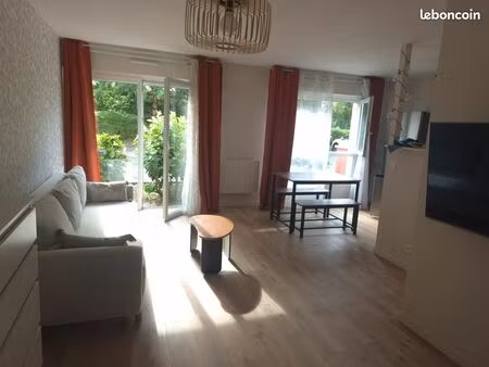 t2 meublé 52m2 + garage