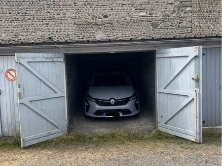 garage/ box 14m2 boulevard lacaussade
