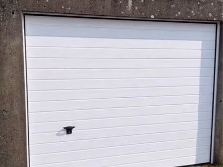 local professionnel de stockage