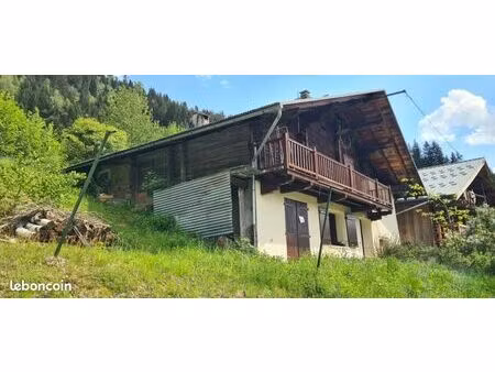 hauteluce (73620) – chalet à réhabiliter avec permis de construire purgé