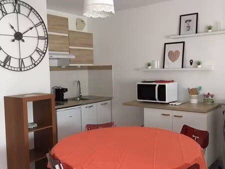 studio meublé avec parking privé