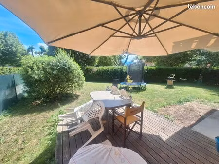 t2 54 m2 avec jardin de 250 m2
