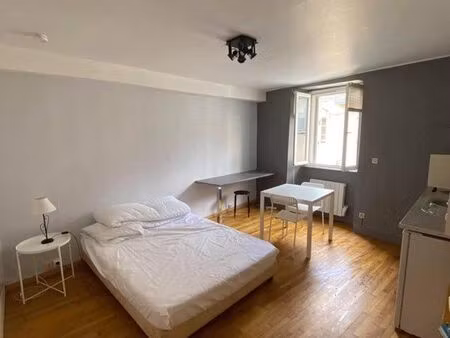 studio meublé 20 m² – laval centre-ville