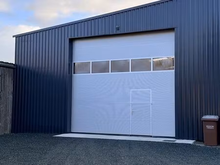 entrepôt de stockage - 380 m2 - plessé