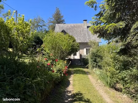 maison 6 pièces 240 m²